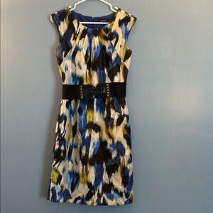 Elegant Blue and Yellow Patterned Midi Dress